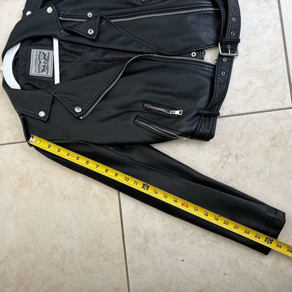 Levi's Women's Classic Black Leather Biker Jacket - Picture 10 of 10